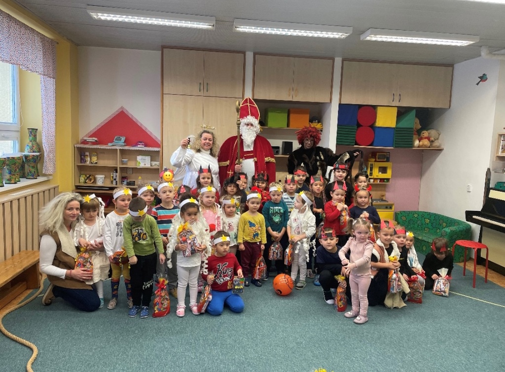 601F17C4-E2CE-46A1-BD0F-8E60827CA018