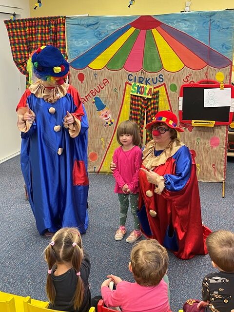 5C1A2293-672D-457F-9F51-D29D276E901B