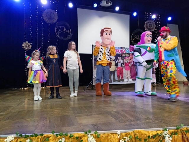 64852698-7231-4d93-a660-f9acebe1f5f6