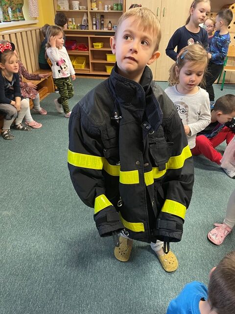 6D810CA6-23FA-4F4D-AB2D-708D1B5A19D0