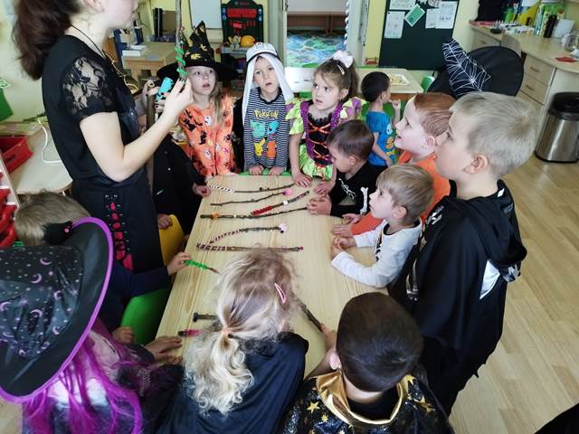 d4354277-7d5d-462e-b64e-870d754ebcbc (1)