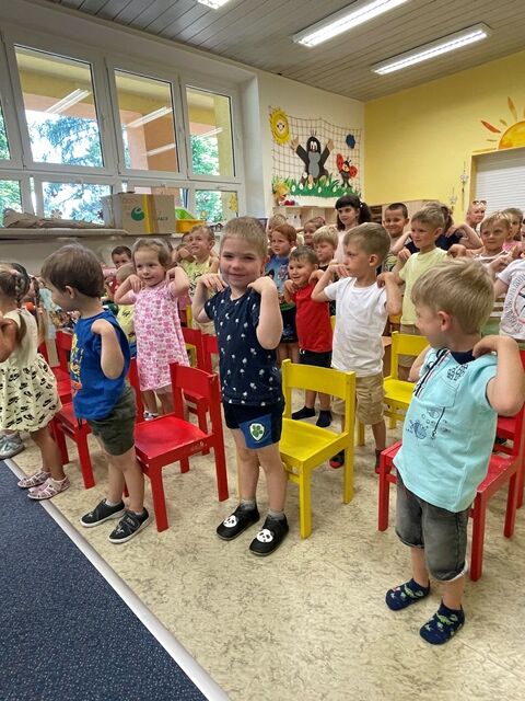 0BEF005C-699C-4367-AF00-B48B916D659D