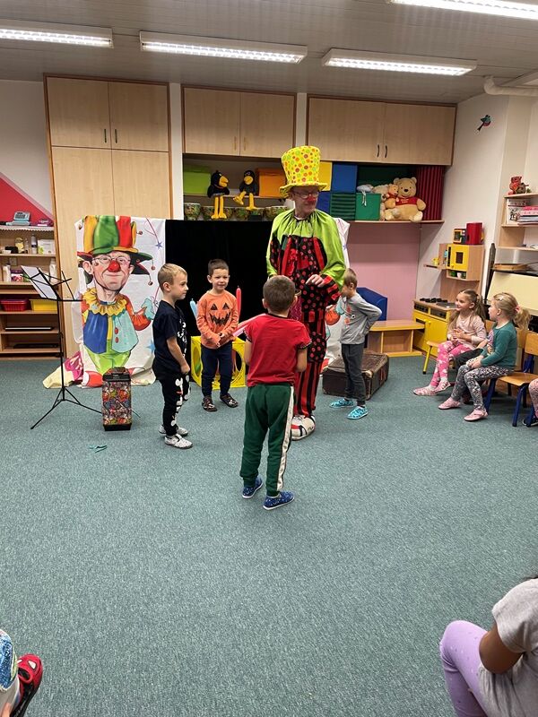 FBBFDE54-1FDE-4AEE-BF6A-794325E2B44C