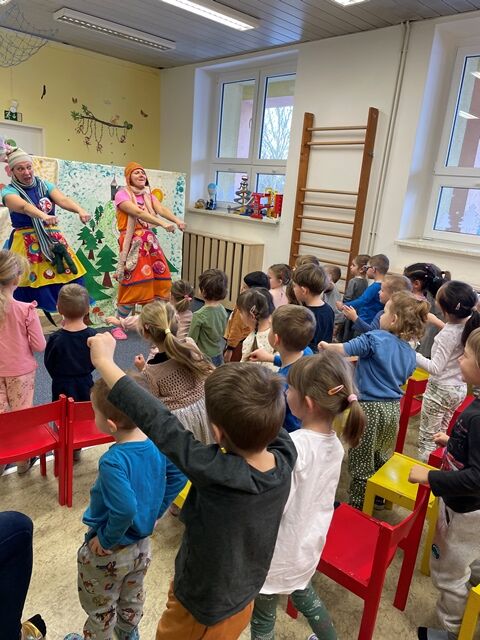 B91B6279-AF82-447A-BF90-14C99F013606