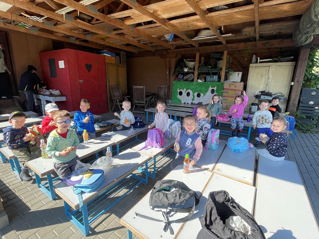 9F6486A5-CB80-4E26-8788-C6FCAA66152D