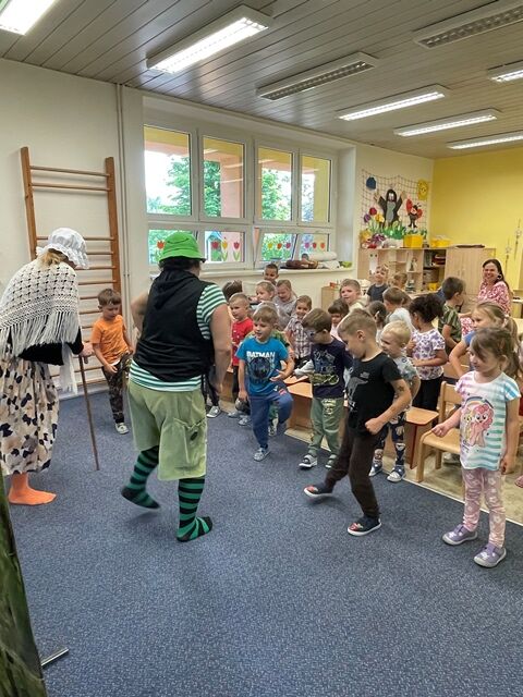 43D2A2A3-F999-46C1-BBFF-E41F1931A65C