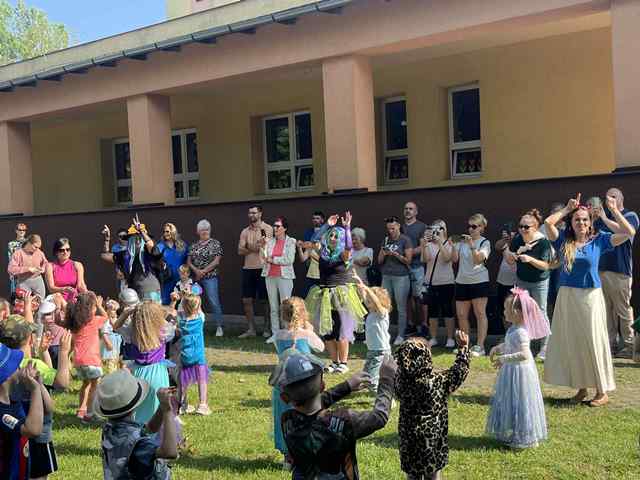 43DE0E3C-2E3C-4E1F-8812-14B26FC9AB2F