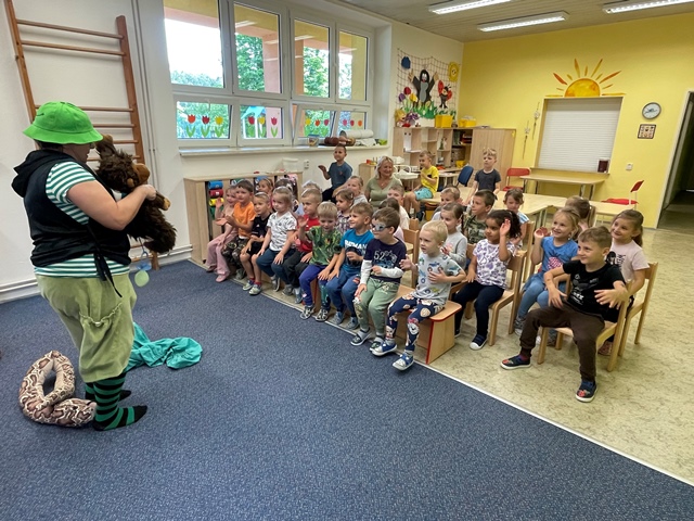 92AA823A-23F2-47F5-884F-62D3CA7DDE86